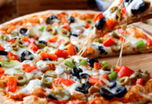 पिज़्ज़ा बनाने की विधि (Pizza Recipe in Hindi) | Homemade Pizza Recipe In Hindi Pizza Recipe In Hindi